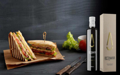 Aceite de oliva en el desayuno:  sándwich vegetal